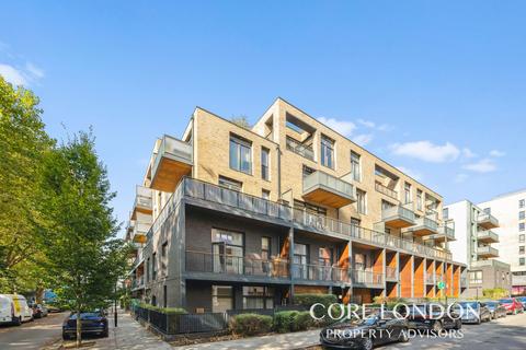3 bedroom apartment to rent, Palmerston Road, London, W3