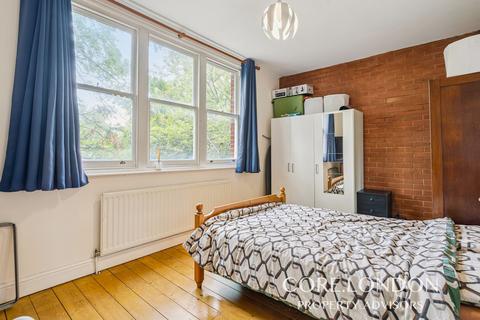 1 bedroom apartment for sale, Mount Avenue, London, W5