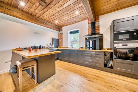 3 bedroom terraced house for sale, Forden, Welshpool, Powys, SY21