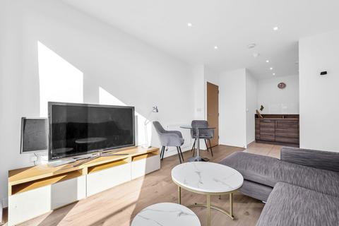 1 bedroom flat for sale, Agnes George Walk, London, E16 2FS