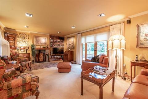 4 bedroom detached house for sale, The Avenue, Bishopton, Stratford-upon-Avon, CV37 0RH
