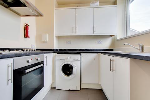 1 bedroom flat to rent, Heathfield Road, Croydon, CR0