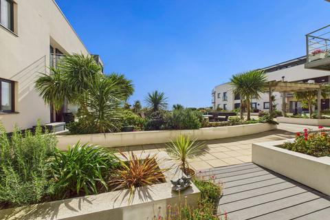 Flat 8, Chichester House, 1 The Waterfront, Goring By Sea, Worthing, BN12 4FB