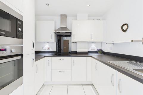 Flat 8, Chichester House, 1 The Waterfront, Goring By Sea, Worthing, BN12 4FB