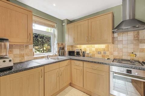 undefined, Egham Hill, Englefield Green, Egham, Surrey, TW20