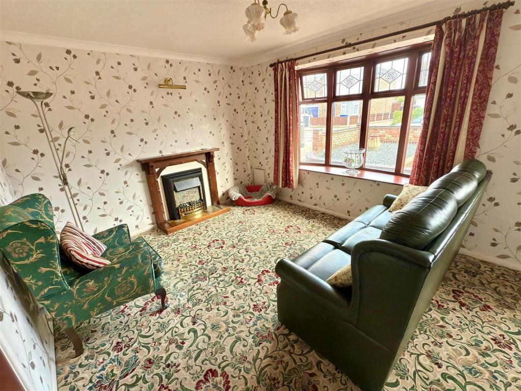 LOUNGE.jpg