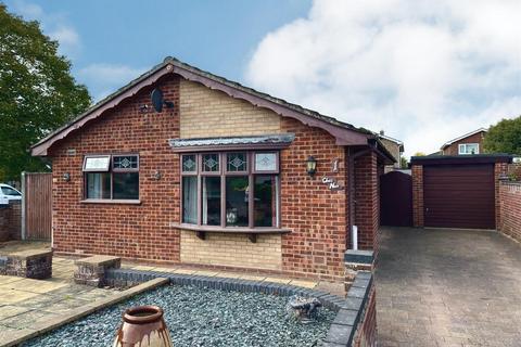 3 bedroom detached bungalow for sale, Mendip Road, Oulton Broad, Lowestoft, Suffolk, NR32