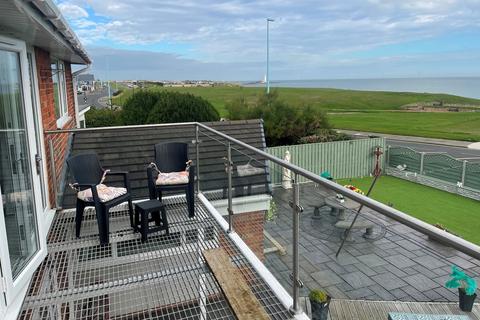 4 bedroom detached house for sale, Kingston Close, Whitley Bay, Tyne & Wear, NE26 1JW