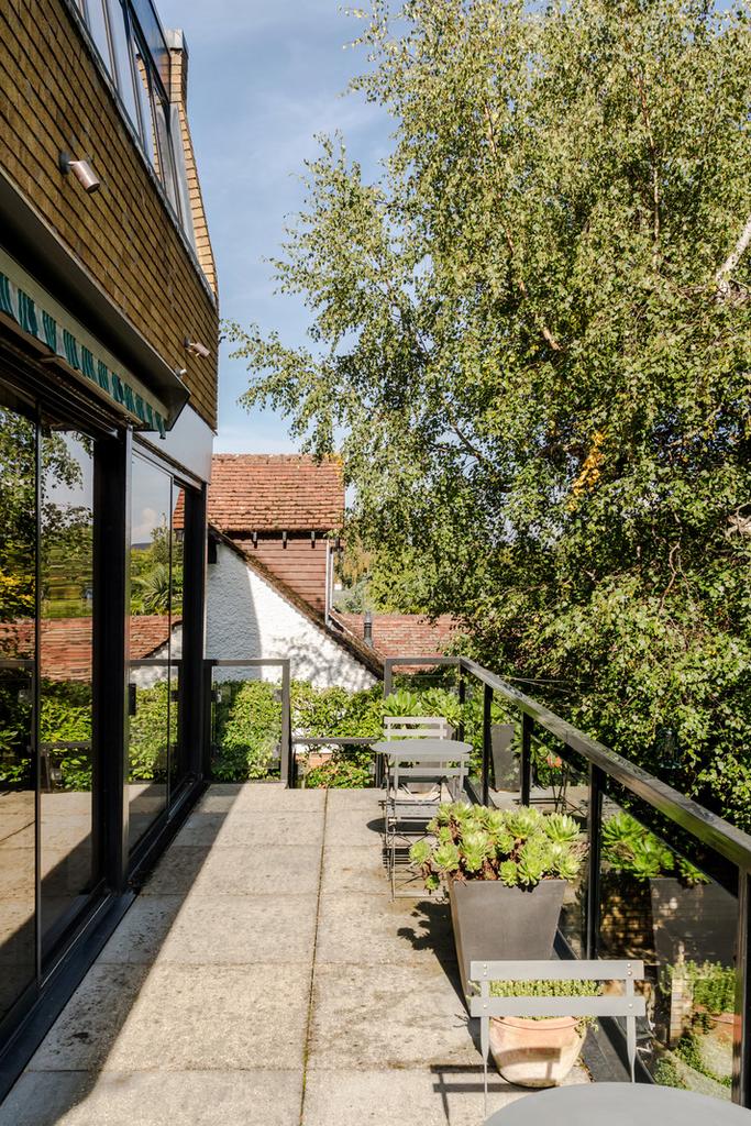 313873 - Feversham House-37.jpeg