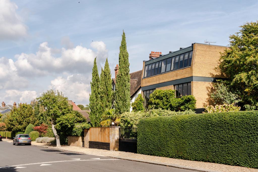 313892 - Feversham House-55.jpeg