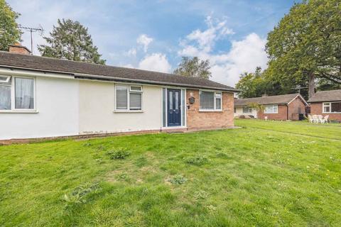 2 bedroom bungalow for sale, Heatherden Green, , Iver Heath SL0