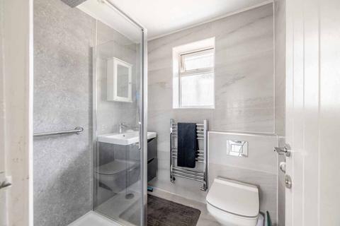 2 bedroom bungalow for sale, Heatherden Green, , Iver Heath SL0