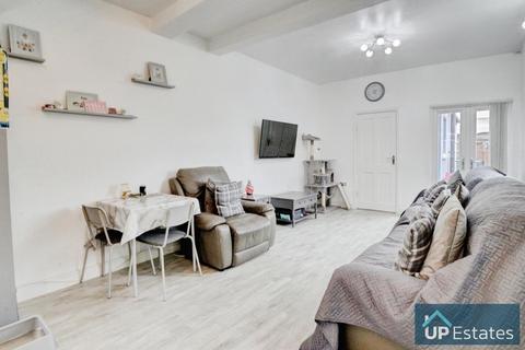 3 bedroom end of terrace house for sale, Webster Street, Coventry
