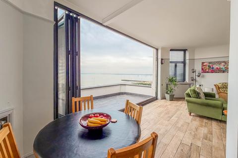 3 bedroom flat for sale, Chalkwell Esplanade, Westcliff-On-Sea SS0