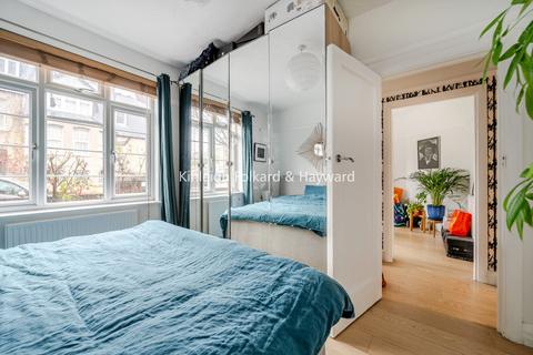 undefined, Risborough Close, Muswell Hill, London, N10