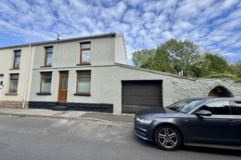 2 bedroom end of terrace house for sale, Troedyrhiw, Merthyr Tydfil CF48