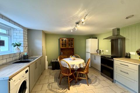 2 bedroom end of terrace house for sale, Troedyrhiw, Merthyr Tydfil CF48