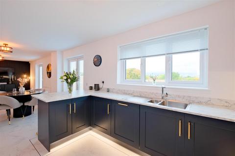 57 Arisaig Grove, Hamilton, ML3 8BB