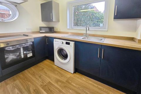 2 bedroom apartment for sale, Tonnelier Road, Dunkirk, NG7 2RW