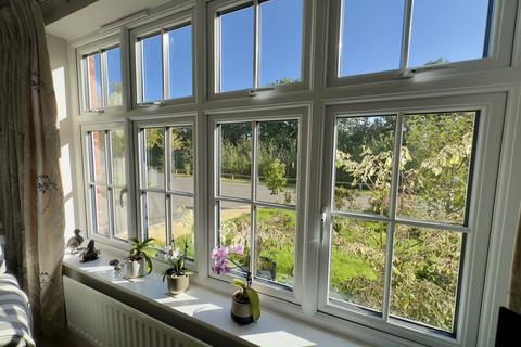 4 bedroom detached house for sale, Curlew Way, Dawlish, EX7
