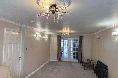 5 bedroom semi-detached house to rent, Adelaide Road, High Wycombe HP13