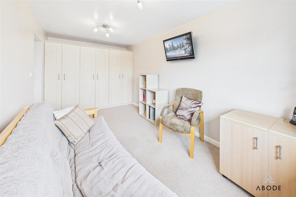 CAM04913 G0-PR0092-STILL002.jpg