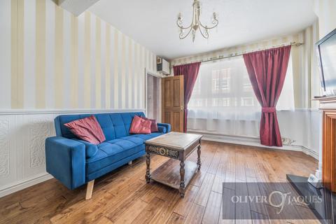 1 bedroom flat for sale, Renforth Street, London, SE16