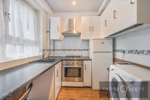 1 bedroom flat for sale, Renforth Street, London, SE16
