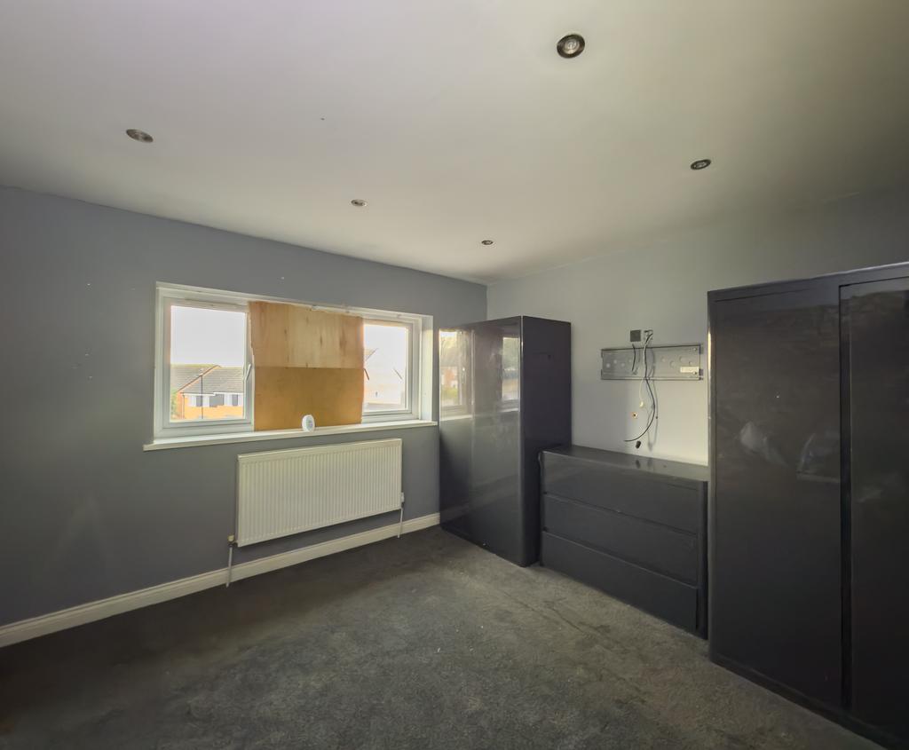 15 T202509021100.jpg
