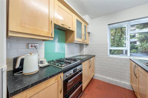 1 bedroom apartment for sale, Reynolds House, Wellington Road, St John's Wood, London, NW8