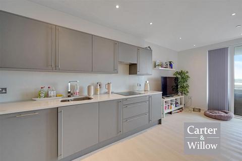 2 bedroom apartment for sale, Dawson Apartments, 9 Kings hill, Essex