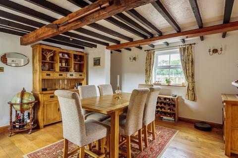 3 bedroom cottage for sale, Turnpike Road, Blunsdon, Swindon, SN26
