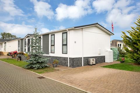3 bedroom lodge for sale, Mill Lane, Yarwell Mill, Yarwell
