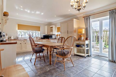6 bedroom detached house for sale, Cages Way, Melton, Woodbridge, Suffolk