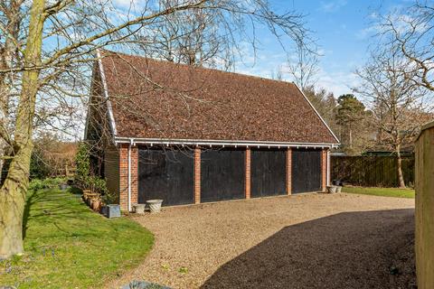 6 bedroom detached house for sale, Cages Way, Melton, Woodbridge, Suffolk
