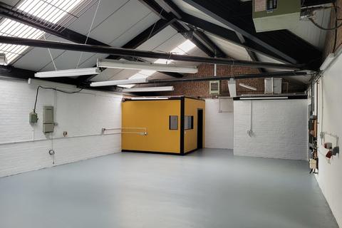 Industrial unit to rent, 31-49 Purdon St Glasgow G11 6AF