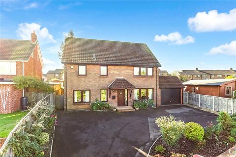 4 bedroom detached house for sale, Winchester Road, Petersfield, Hampshire