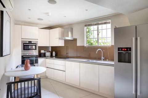 1 bedroom flat for sale, Hallam Street, Marylebone, London, W1W