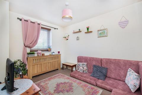 5 bedroom detached house for sale, Elmwood Park Gardens, Great Park, NE13