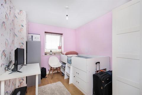 5 bedroom detached house for sale, Elmwood Park Gardens, Great Park, NE13