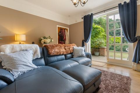 undefined, Grimsby DN37