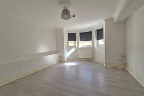undefined, Woodlands Road, Isleworth