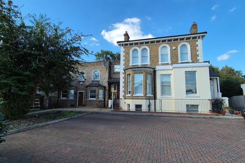 undefined, Woodlands Road, Isleworth
