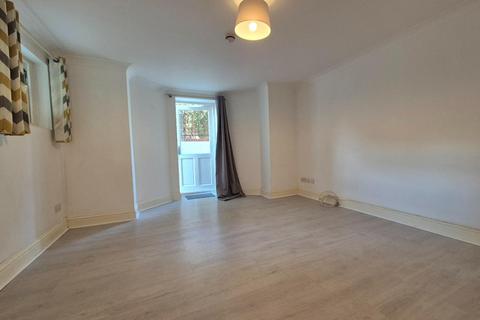 undefined, Woodlands Road, Isleworth