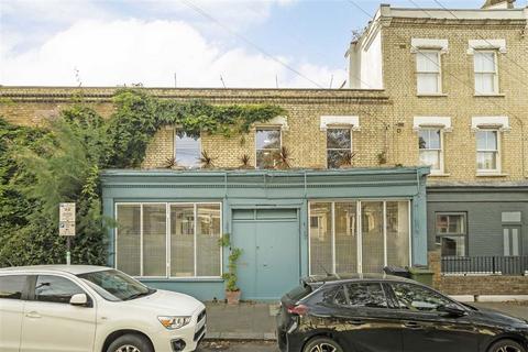 4 bedroom house for sale, Flaxman Road, London SE5