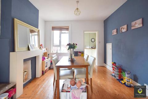 2 bedroom semi-detached house for sale, Seymour Road, Linden
