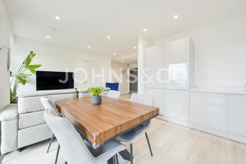 undefined, Tyburn Gardens, 5 Peto Street North, E16