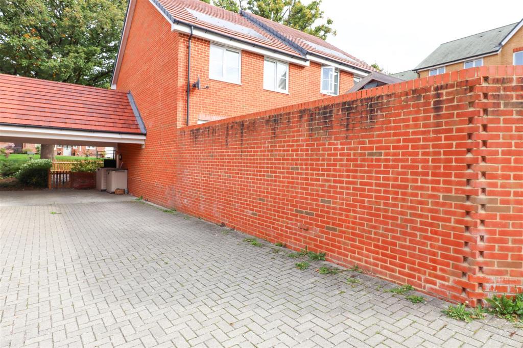 Carport &amp; Driveway