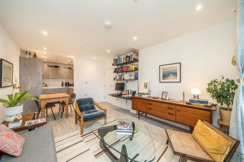 1 bedroom flat for sale, Valley Road, London SE14