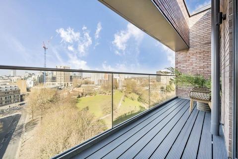 2 bedroom flat for sale, Plough Road, Battersea SW11
